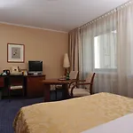 City Hotel 4*