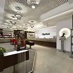 City Hotel فندق