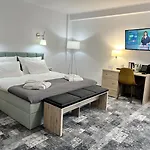 City Hotel 4* بيدغوستيا