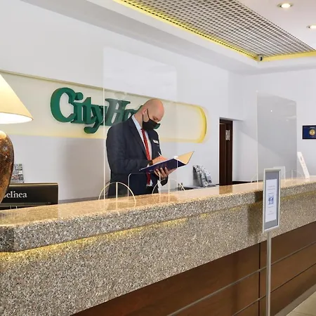 City Hotel Отель Быдгощ