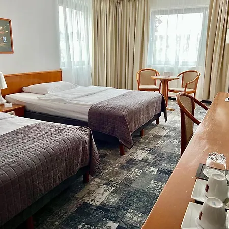 Отель City Hotel