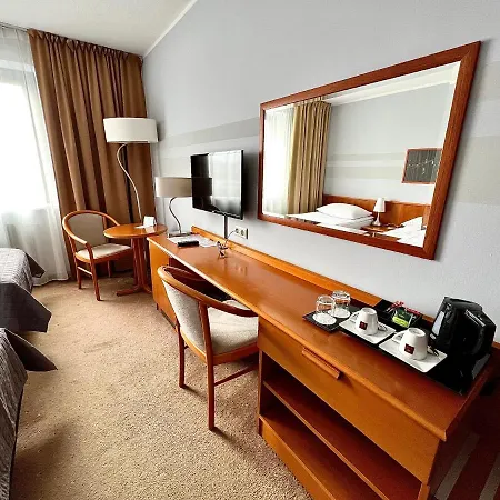 City Hotel 4*