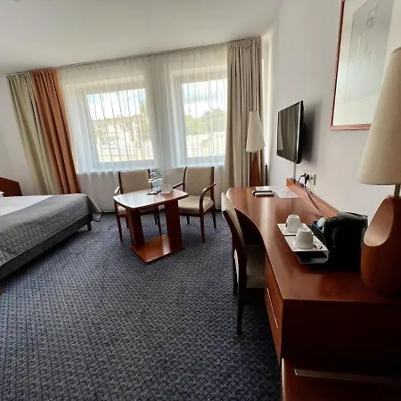 City Hotel Отель Быдгощ