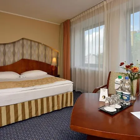Отель City Hotel Быдгощ