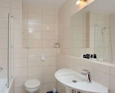 City Hotel 4* Быдгощ