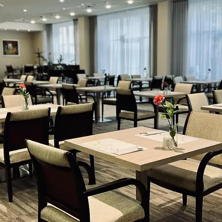 Hotell City Hotel 4*