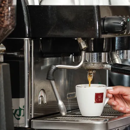 城市酒店 酒店 4*