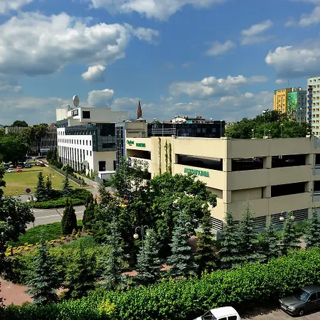 City Hotel 4*