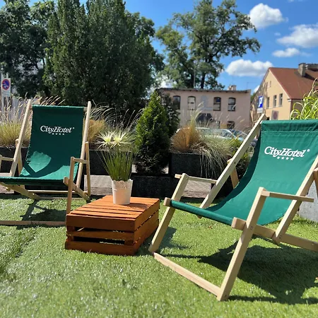 City Hotel Hotell