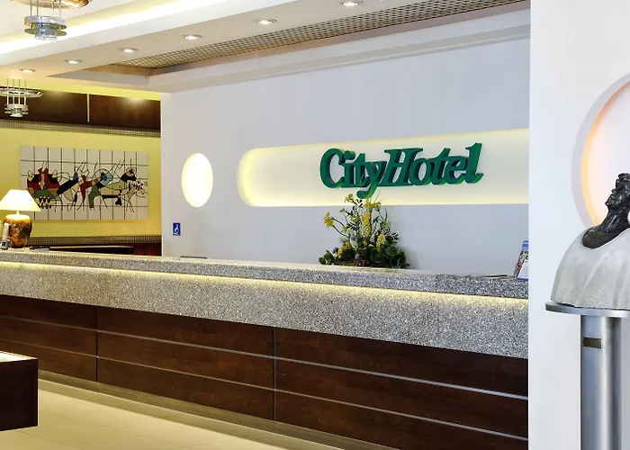 City Hotel Hotel 4*