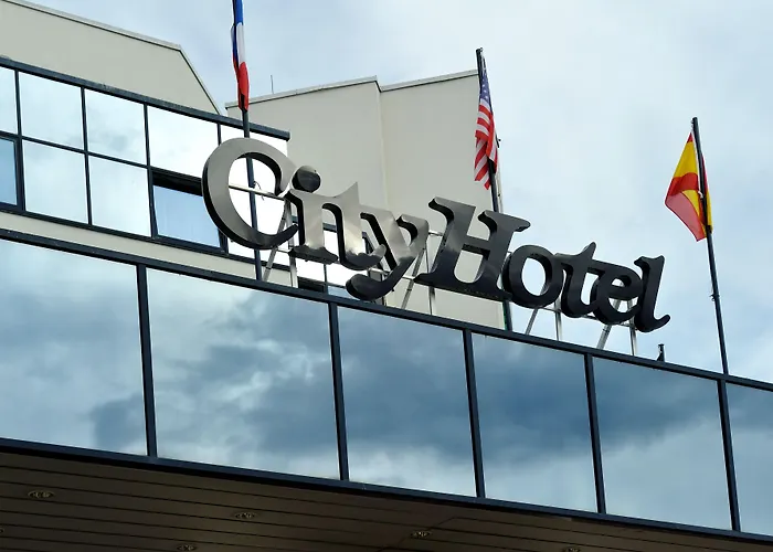 Hotel City Hotel 4*